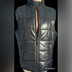 Coleman Mens Quilted Outdoor Camping Hiking Vest- Black/Gray -Size M